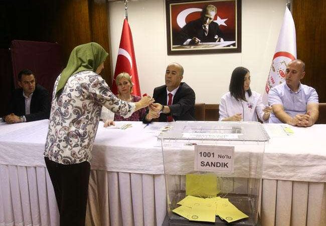 Τουρκία: Έκλεισαν οι κάλπες των τοπικών εκλογών- 4 νεκροί