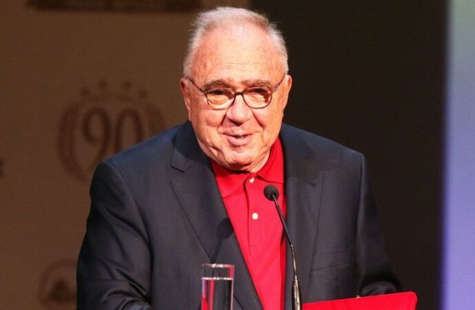 Η επιστροφή του Κόκκαλη σε ρόλο πυροσβέστη