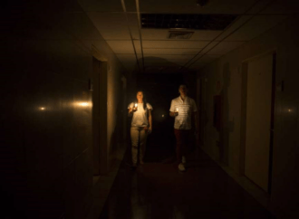 Χάος στη Βενεζουέλα: Ογκώδεις διαδηλώσεις υπέρ και κατά της κυβέρνησης εν μέσω… μπλακ-άουτ