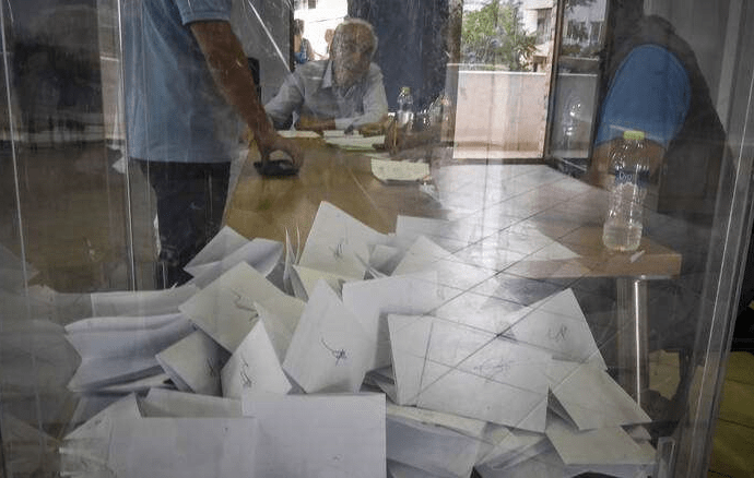 Εθνικές εκλογές στις 19 Μαΐου «αποκάλυψε» η Κομισιόν