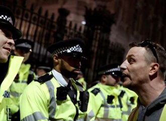 Επί ποδός 10.000 Βρετανοί αστυνομικοί για την «D-day»