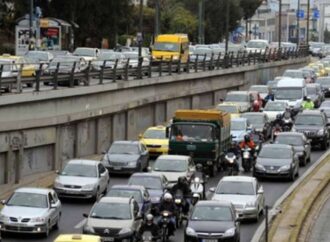 Προβλήματα στην Εθνική Οδό λόγω τροχαίου στο ΣΕΦ