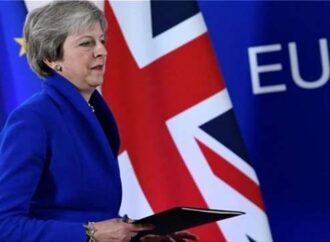 ΕΕ και Μέι συμφώνησαν Brexit έως τις 31 Οκτωβρίου 2019