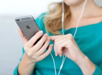 Το Apple Music ξεπερνά σε συνδρομητές το Spotify στις ΗΠ