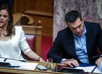Τα πασχαλινά «δώρα» του Αλέξη Τσίπρα στον δρόμο προς τις κάλπες