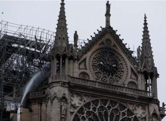 Παναγία των Παρισίων, η επόμενη μέρα: Το Ακάνθινο Στεφάνι και τα ανεκτίμητης αξίας έργα τέχνης