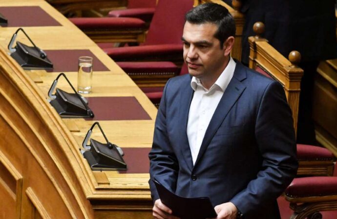 Τσίπρας: Θα μετατρέψω την πρόταση μομφής σε ψήφο εμπιστοσύνης