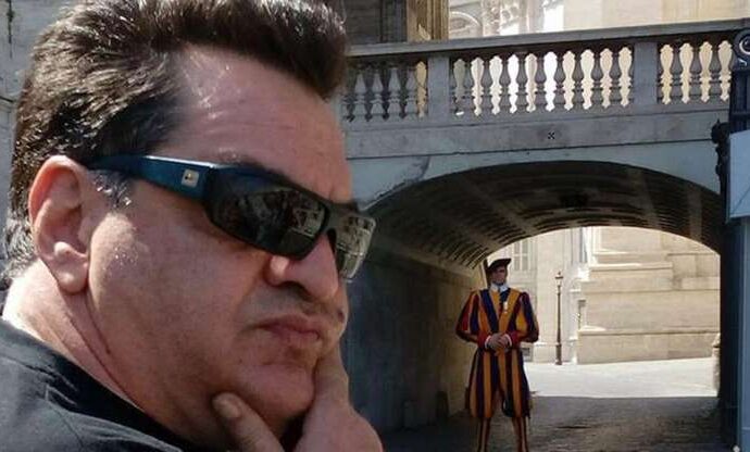 Η μεγάλη μάχη του Κώστα Ευριπιώτη: Κρίσιμες ώρες