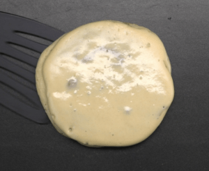 Γεμιστά pancakes με πραλίνα φουντουκιού – Ό,τι πιο νόστιμο θα φτιάξετε σήμερα (εικόνες βήμα-βήμα)