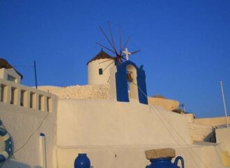 Προειδοποίηση επιστημόνων για τη Σαντορίνη: Τι συμβαίνει κάτω από το νησί
