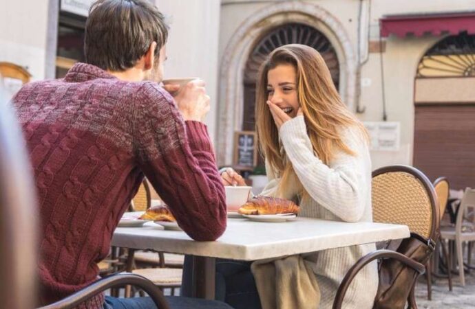 Όσα πρέπει να την ρωτήσεις στο πρώτο σας ραντεβού