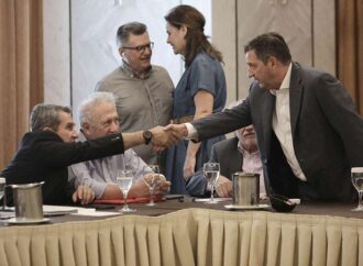 Ανακωχή μεταξύ των δύο «στρατοπέδων» στο ΚΙΝΑΛ