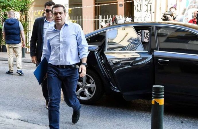 Με ποιους βουλευτές είναι έξαλλος ο Τσίπρας – Απειλεί να τους κόψει από τα ψηφοδέλτια
