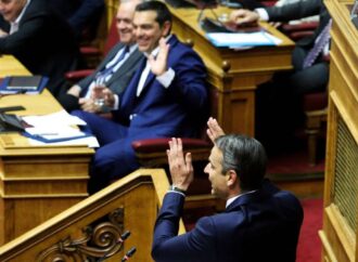 Εκλογες 2019: Καυγάς ΝΔ – ΣΥΡΙΖΑ για ντιμπέιτ και προσλήψεις