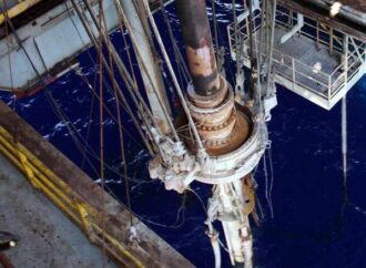 Κυπριακή ΑΟΖ: Η Τουρκία δημιουργεί τετελεσμένα – Η Λευκωσία ενεργοποιεί τα εντάλματα σύλληψης