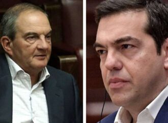 Καραμανλής – Τσίπρας: Απ’ το πολιτικό φλερτ στην πολιτική κόντρα