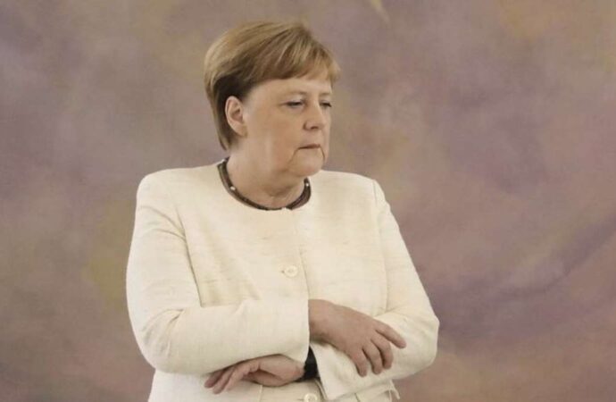 Βίντεο ντοκουμέντο: Η Μέρκελ τρέμει ξανά – Ανησυχία για την Καγκελάριο