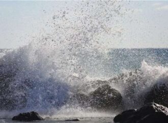 Ο καιρός για το Σαββατοκύριακο: «Πέφτει» η θερμοκρασία – Πότε επιστρέφει ο καύσωνας