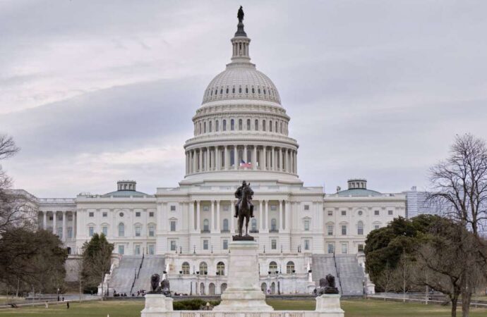 Διπλό χαστούκι στον Ερντογάν από ΗΠΑ: Όπλα στην Κύπρο και αναστολή παράδοσης των F-35