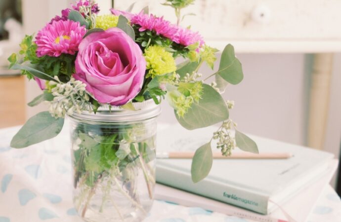 Τα λουλούδια στο σπίτι μειώνουν τον πόνο και το στρες