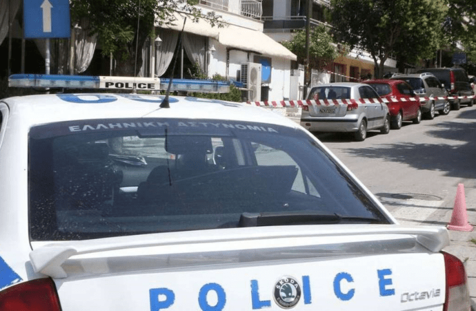 Έγκλημα Καλαμαριά: Έπλυνε τα χέρια του και συνέχισε ατάραχος να επισκευάζει κλιματιστικά