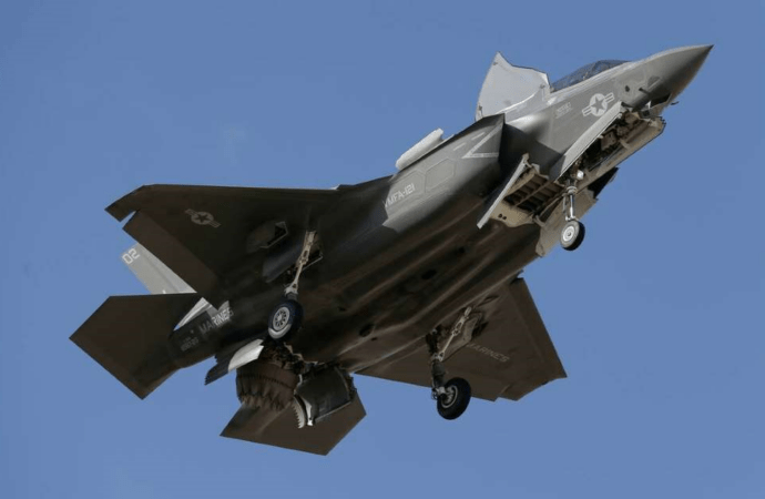 Τουρκία: Προκλητικές υπερπτήσεις F-16 πάνω από την Κίναρο