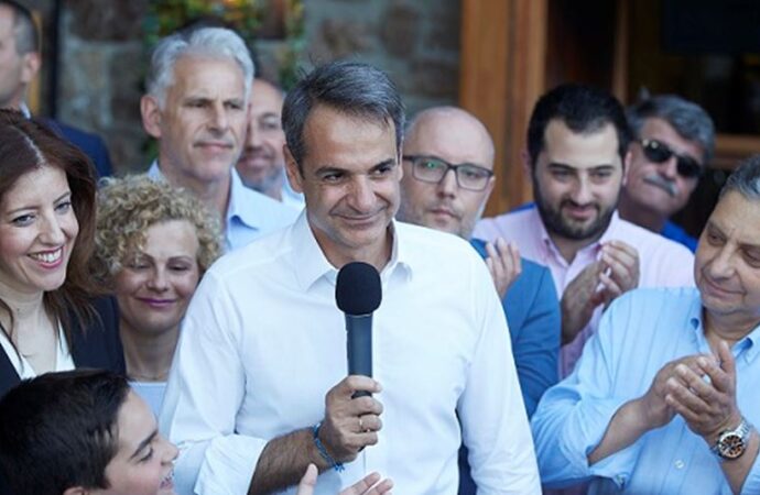Στο φουλ οι μηχανές της ΝΔ, με στόχο την αυτοδυναμία