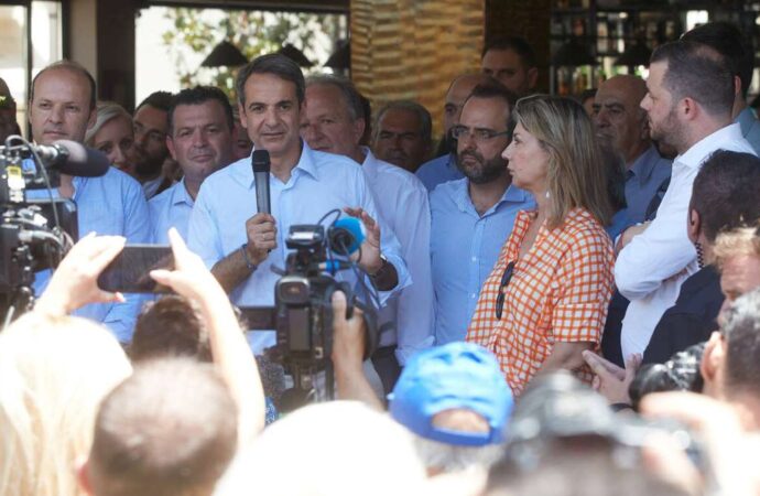 Μητσοτάκης: Κανένας δεν θα απολυθεί, κανένα επίδομα δεν πρόκειται να κοπεί