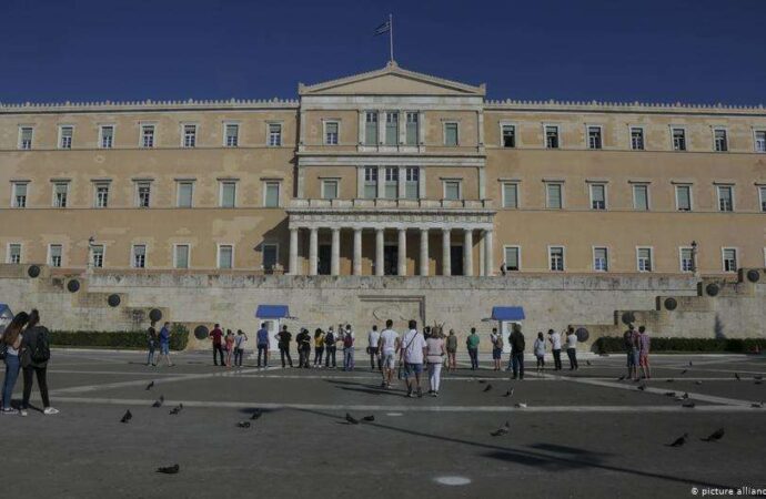 H Eλλάδα δανείζεται πλέον φθηνότερα από τις ΗΠΑ