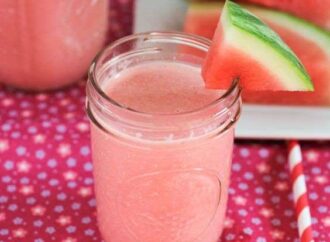 5 δροσερά smoothies με φρούτα που δίνουν ενέργεια