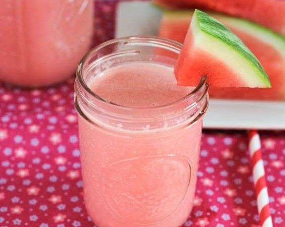 5 δροσερά smoothies με φρούτα που δίνουν ενέργεια
