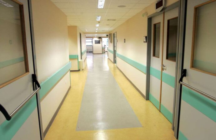 Καλπάζουν τα χρέη των νοσοκομείων