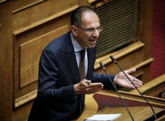 Γεραπετρίτης: Αθέμιτος πατερναλισμός ο ισχυρισμός Τσίπρας για τα ΜΜΕ