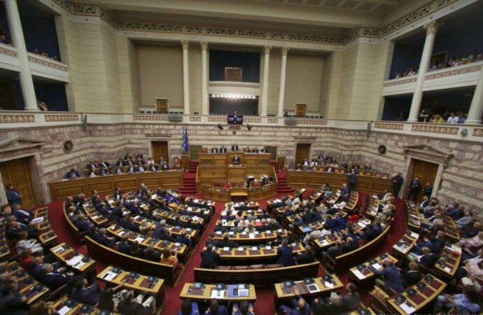 Στην κρίση της Ολομέλειας το διυπουργικό νομοσχέδιο