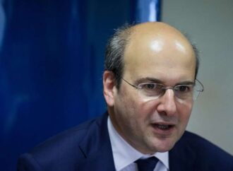 Εθελουσία έξοδος και κυνήγι κακοπληρωτών στο σχέδιο διάσωσης της ΔΕΗ