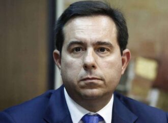 Μηταράκης στο CNN Greece: Ψηφιακά οι συντάξεις μέχρι το 2021