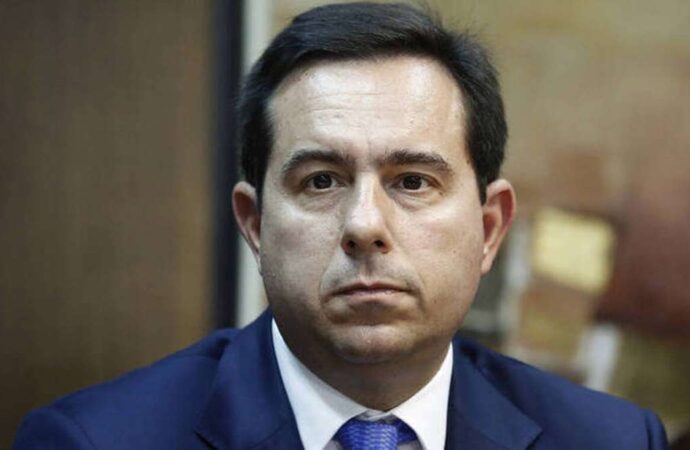 Μηταράκης στο CNN Greece: Ψηφιακά οι συντάξεις μέχρι το 2021