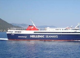 «Τρικυμία» προκαλεί στις Κυκλάδες η κρίση στη Σαμοθράκη