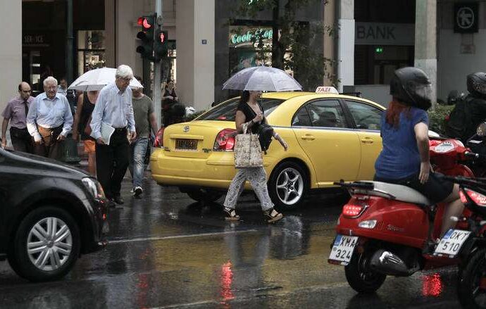 Καιρός: Βροχές, καταιγίδες και χαλάζι – Πού θα είναι έντονα τα φαινόμενα