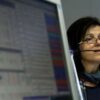 Συνεχίζεται το ράλι των ελληνικών ομολόγων