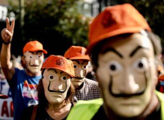 Χάος στο κέντρο της Αθήνας: Συγκεντρώσεις και κλειστοί δρόμοι