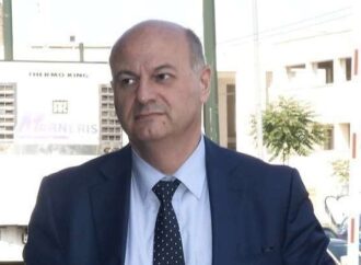 Τσιάρας: Θα αποσυρθεί η διάταξη για τη βλασφημία