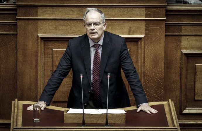 Τασούλας σε Τσίπρα: Δεν παραβιάζει τη νομιμότητα η εξαίρεση Πολάκη – Τζανακόπουλου