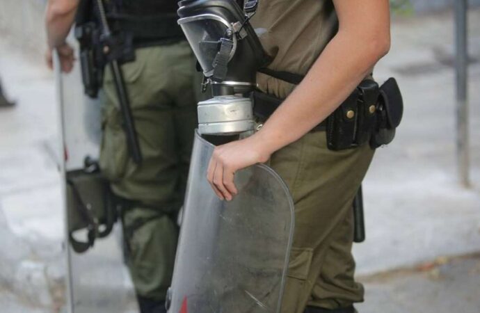 Επιχείρηση σε υπό κατάληψη κτίριο δίπλα στην ΑΣΟΕΕ