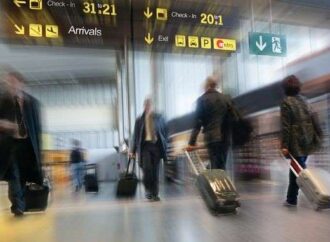 Ρωσίδα συνελήφθη με 2 κιλά χρυσού κρυμμένο στα παπούτσια της