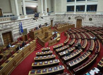 Με προσθήκες και βελτιώσεις θα κατατεθεί το φορολογικό νομοσχέδιο στη Βουλή – Οι βασικές αλλαγές