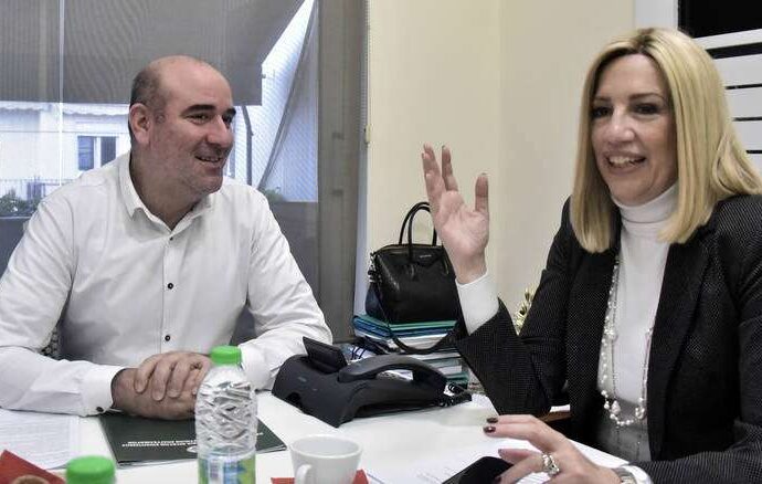 Γεννηματά: Στον «αέρα» 400.000 εργαζόμενοι με ευθύνη της κυβέρνησης