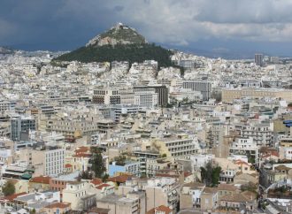 Ακυρώθηκαν κρατήσεις – “Πόλη φάντασμα” η Αθήνα