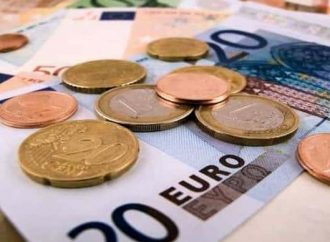 Επίδομα 800 ευρώ για ελεύθερους επαγγελματίες – Ποιοι το δικαιούνται