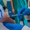 Επιπλέον 144 εμβολιαστικά κέντρα μπαίνουν από σήμερα στη «μάχη» του εμβολιασμού